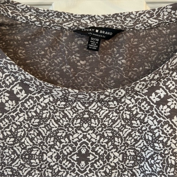 Lucky Brand Gray 3/4 Sleeve Boxy Blouse Plus Size 1X - Picture 8 of 8